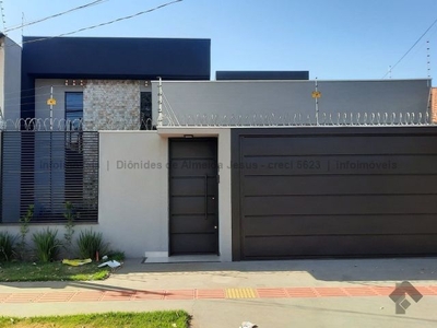 Alto padrão - cozinha planejada e piscina