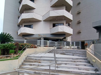Apartamento impecável no Oliveira Lima