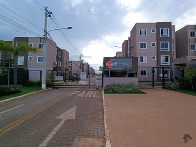 Apartamento semimobiliado - São Jorge da Lagoa