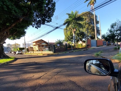 Esquina - 875m² - ótimo para residências