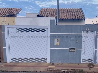 Linda casa no Tijuca - com piscina
