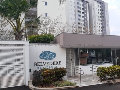 Lindo apartamento em condominio familiar