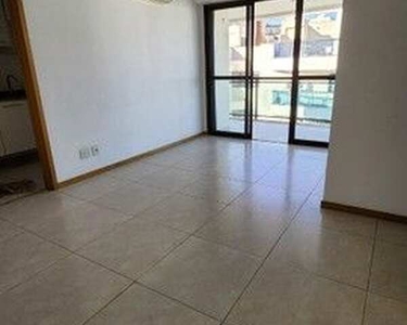 Apartamento para venda possui 90 metros quadrados com 3 quartos 1 suíte com armários e ar