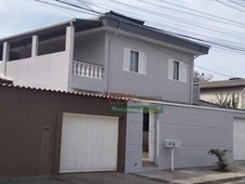 Casa à venda no bairro Cruz em Lorena