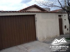 Casa à venda no bairro Jardim Bi-Centenário em Mogi Mirim