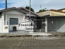Casa à venda no bairro Santo Antônio em Lorena