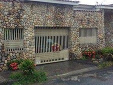 Casa à venda no bairro Vila Santa Edwiges em Lorena