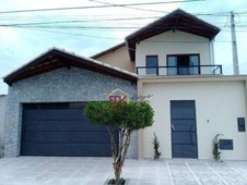 Casa à venda no bairro Vila São Roque em Lorena