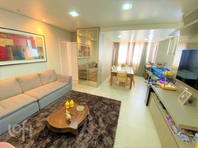 Apartamento à venda em Buritis com 84 m², 3 quartos, 1 suíte, 2 vagas