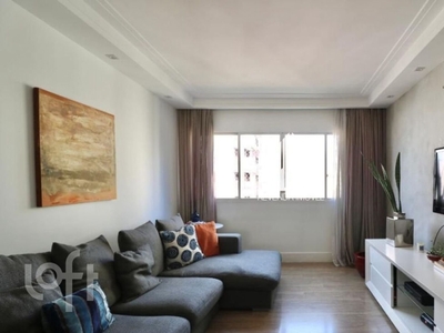 Apartamento à venda em Higienópolis com 80 m², 2 quartos, 1 suíte, 1 vaga