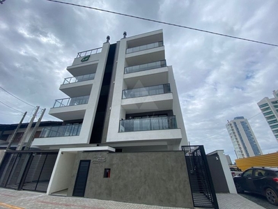 Apartamento à venda no bairro Centro em Balneário Piçarras