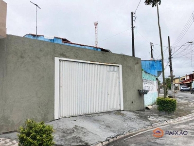 Casa à venda no bairro Jardim dos Ipês em Suzano