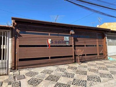 Casa com 3 quartos à venda no bairro Ceilândia Norte, 144m²