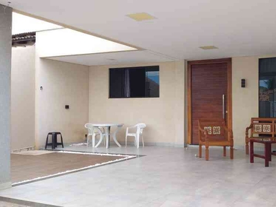Casa em Condomínio com 4 quartos à venda no bairro Setor Habitacional Contagem, 300m²