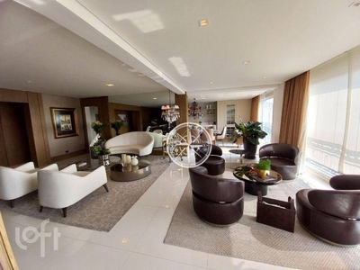 Apartamento à venda em Perdizes com 266 m², 4 quartos, 3 suítes, 5 vagas
