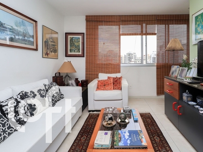 Apartamento à venda em Santa Cecília com 140 m², 2 quartos, 1 vaga