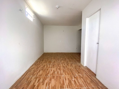 Apartamento em Alto Alegre II, Maracanaú/CE de 30m² 1 quartos para locação R$ 500,00/mes