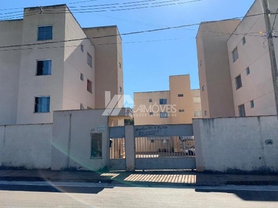 Apartamento em B. São Francisco, Itatiaiuçu/MG de 50m² 3 quartos à venda por R$ 49.878,00