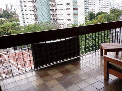 Apartamento em Casa Forte, Recife/PE de 300m² 4 quartos à venda por R$ 989.000,00