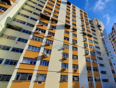 Apartamento em Centro, Niterói/RJ de 60m² 2 quartos para locação R$ 1.500,00/mes