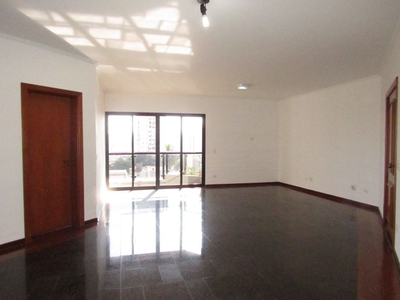Apartamento em Centro, Piracicaba/SP de 191m² 3 quartos à venda por R$ 899.000,00 ou para locação R$ 2.000,00/mes