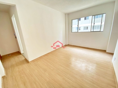 Apartamento em Chácaras Califórnia, Contagem/MG de 47m² 2 quartos à venda por R$ 174.000,00