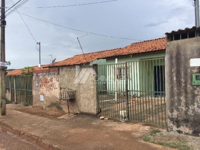 Apartamento em Fazenda Capoeirinha, Santo Antônio Do Descoberto/GO de 61m² 2 quartos à venda por R$ 69.275,00