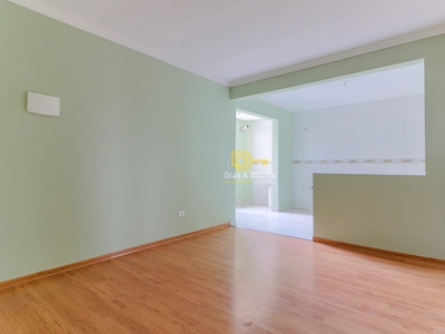 Apartamento em Iná, São José dos Pinhais/PR de 56m² 2 quartos à venda por R$ 169.000,00