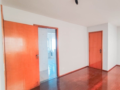 Apartamento em Jardim das Américas, Londrina/PR de 70m² 3 quartos à venda por R$ 234.000,00