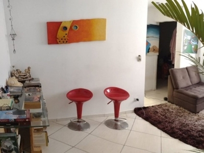 Apartamento em Jardim Salete, Taboão da Serra/SP de 58m² 2 quartos à venda por R$ 149.000,00