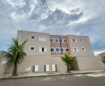 Apartamento em Jardim Universitário, Botucatu/SP de 10m² 2 quartos à venda por R$ 219.000,00 ou para locação R$ 1.250,00/mes
