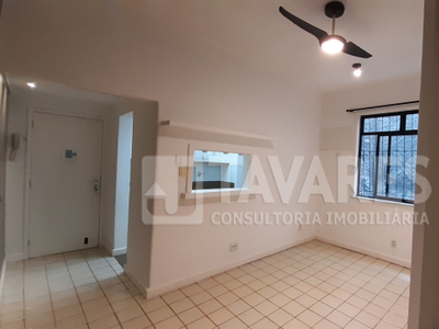 Apartamento em Lagoa, Rio de Janeiro/RJ de 47m² 1 quartos para locação R$ 2.400,00/mes