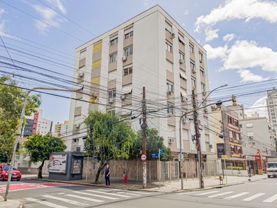 Apartamento em Menino Deus, Porto Alegre/RS de 87m² 3 quartos à venda por R$ 479.000,00 ou para locação R$ 1.900,00/mes