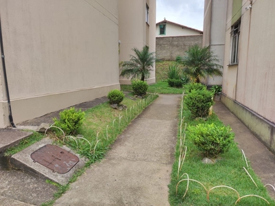Apartamento em São Pedro, Juiz de Fora/MG de 47m² 2 quartos à venda por R$ 98.000,00
