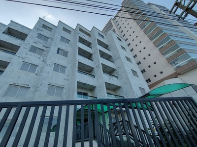 Apartamento em Vila Caiçara, Praia Grande/SP de 61m² 2 quartos à venda por R$ 204.000,00