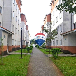 Apartamento em Vila São Carlos, Itaquaquecetuba/SP de 45m² 2 quartos à venda por R$ 138.900,00