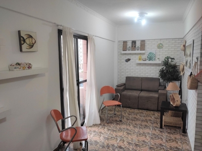 Apartamento em Vila Tupi, Praia Grande/SP de 59m² 1 quartos à venda por R$ 199.000,00