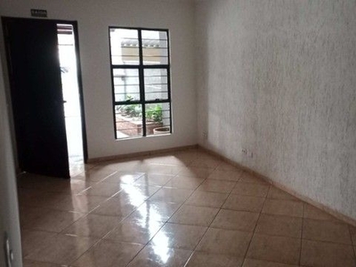 Casa em Central Parque Sorocaba, Sorocaba/SP de 180m² 3 quartos para locação R$ 2.300,00/mes