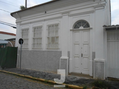 Casa em Centro, Amparo/SP de 190m² 3 quartos à venda por R$ 999.000,00