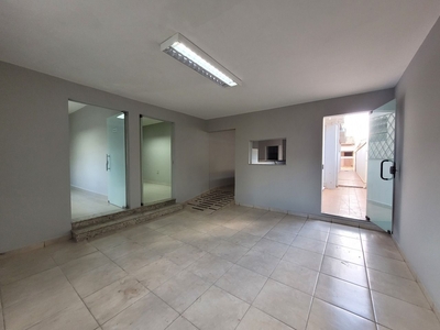 Casa em Centro (Ártemis), Piracicaba/SP de 273m² 1 quartos para locação R$ 3.500,00/mes