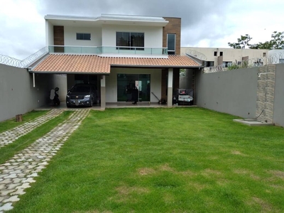 Casa em Centro, Caratinga/MG de 273m² 3 quartos à venda por R$ 694.000,00