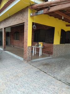 Casa em Centro (Iguabinha), Araruama/RJ de 102m² 3 quartos à venda por R$ 189.000,00