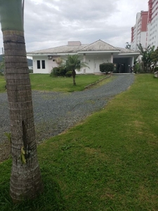 Casa em Centro, Itajaí/SC de 340m² 2 quartos para locação R$ 5.000,00/mes