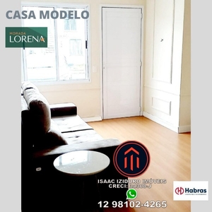 Casa em Centro, Lorena/SP de 49m² 2 quartos à venda por R$ 165.000,00