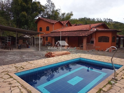 Casa em Convento, Guararema/SP de 265m² 4 quartos para locação R$ 3.500,00/mes