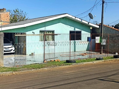 Casa em Dos Estados, Guarapuava/PR de 78m² 2 quartos à venda por R$ 234.000,00