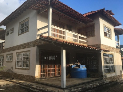 Casa em Engenho do Mato, Niterói/RJ de 454m² 5 quartos à venda por R$ 1.600.000,00 ou para locação R$ 8.500,00/mes