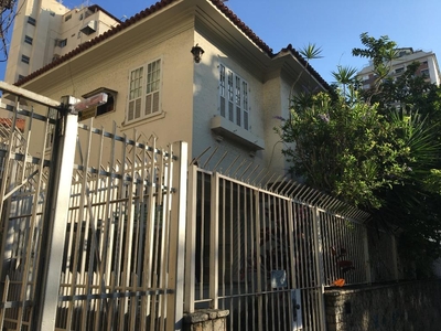 Casa em Icaraí, Niterói/RJ de 240m² 6 quartos à venda por R$ 1.800.000,00 ou para locação R$ 18.000,00/mes