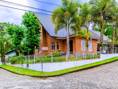 Casa em Itoupava Seca, Blumenau/SC de 175m² 3 quartos à venda por R$ 1.529.000,00