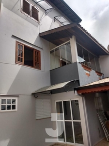 Casa em Ivoturucaia, Jundiaí/SP de 250m² 3 quartos à venda por R$ 834.000,00